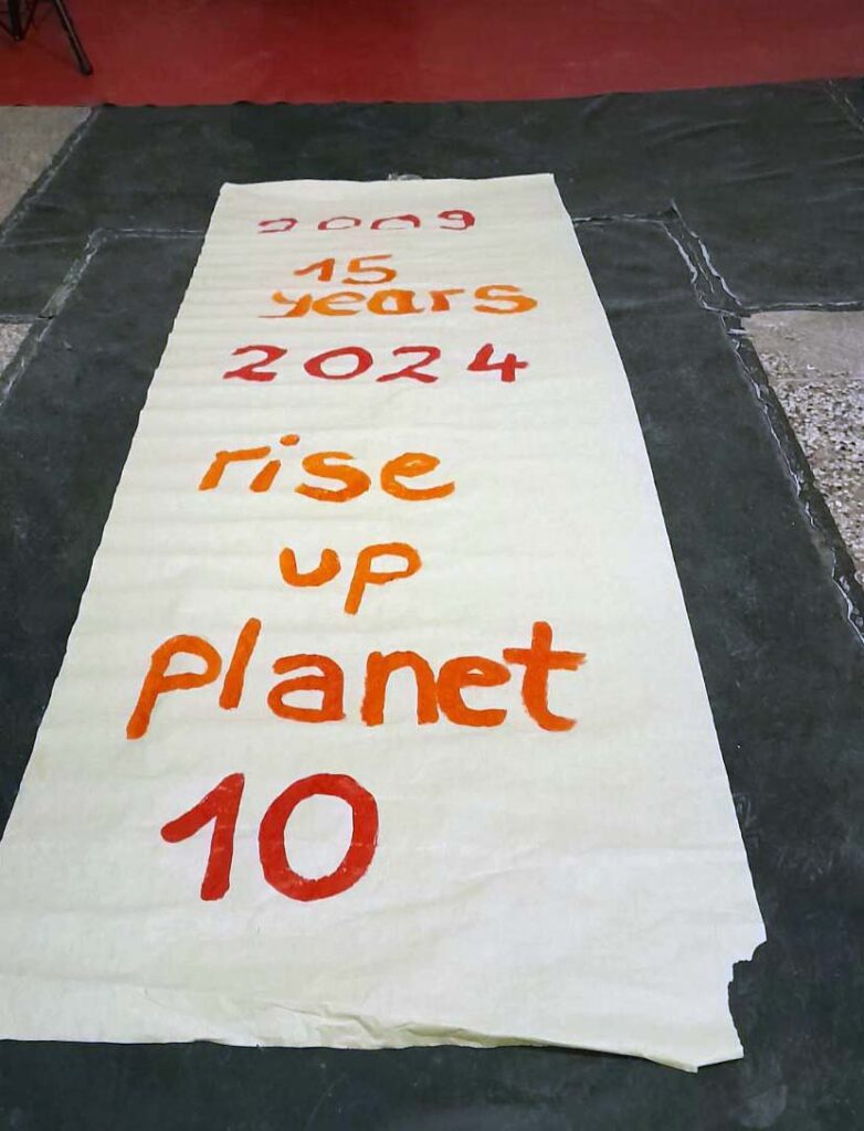 Und nochmal der neue Banner: 2009 - 2024 Rise Up Planet 10